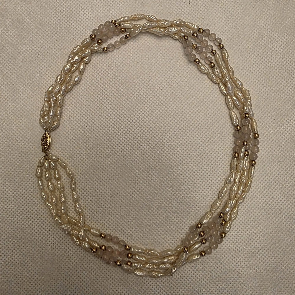 Elegant Gold and Cream Beaded Necklace